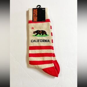 Hot Sox Casual Red and Cream Bear Socks